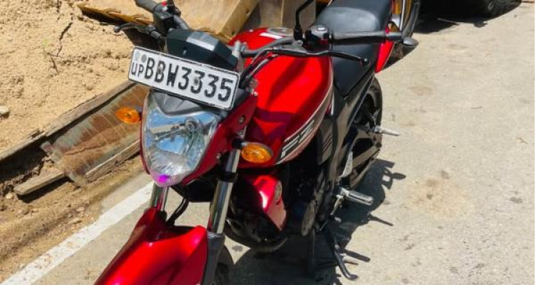 YAMAHA FZ 2014