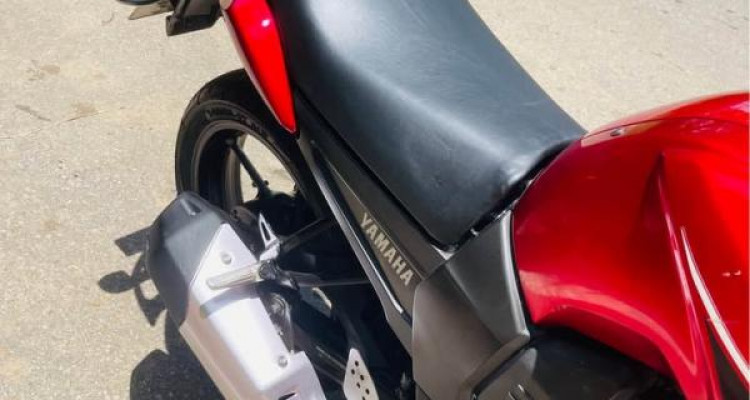 YAMAHA FZ 2014