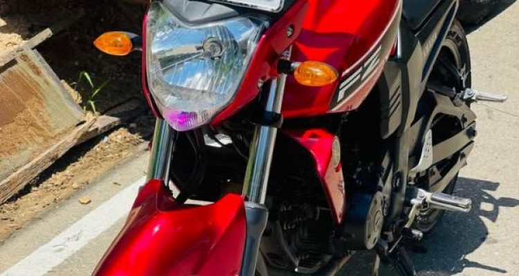 YAMAHA FZ 2014