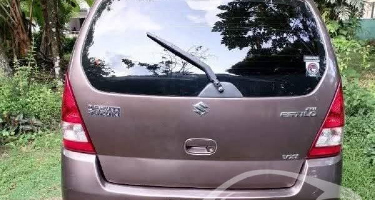 SUZUKI ESTILO 2010