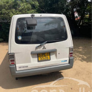 NISSAN VANETTE 2007