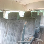 NISSAN CARAVAN 1975