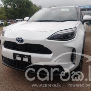 TOYOTA YARIS CROSS 2023