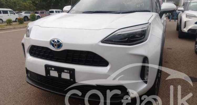 TOYOTA YARIS CROSS 2023