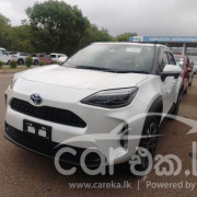 TOYOTA YARIS CROSS 2023