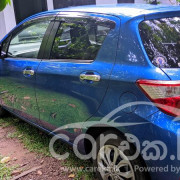 TOYOTA VITZ 2019