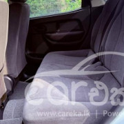 SUZUKI SWIFT 2004