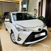 TOYOTA VITZ 2018