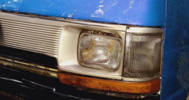 TOYOTA LH40B 1981