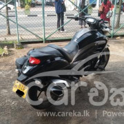 SUZUKI INTRUDER 2018