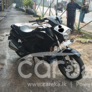 SUZUKI INTRUDER 2018