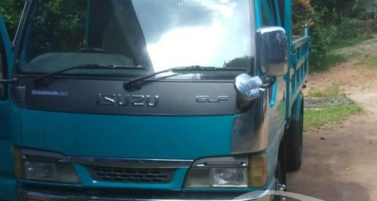 ISUZU ELF 2004
