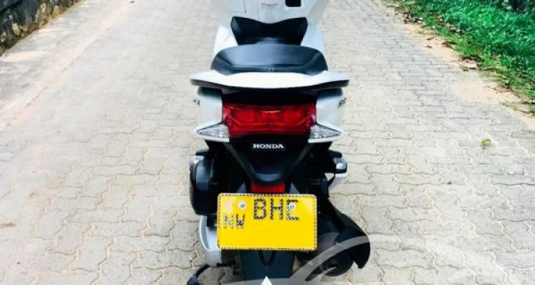 HONDA PCX 2016