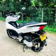 HONDA PCX 2016