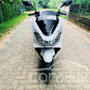 HONDA PCX 2016
