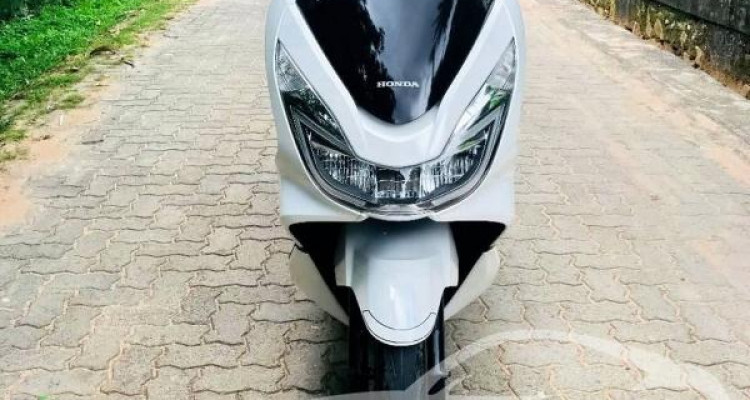 HONDA PCX 2016