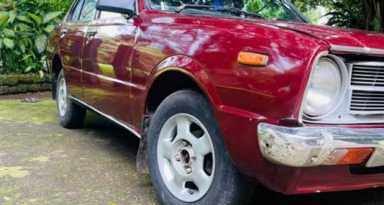 TOYOTA COROLLA KE55 1977