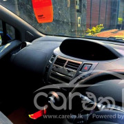 TOYOTA YARIS 2010