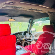 NISSAN CARAVAN 1992