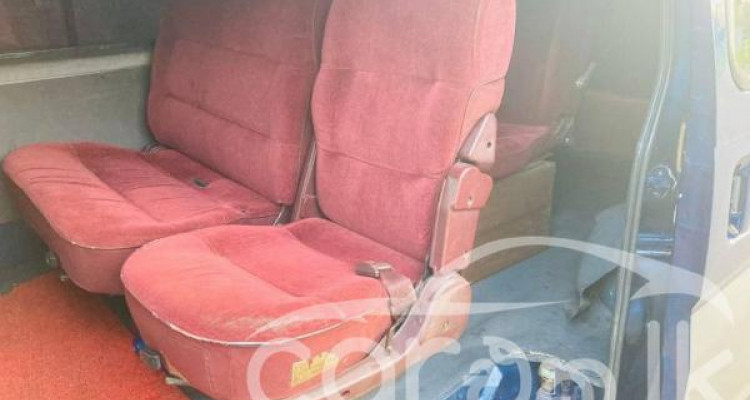 NISSAN CARAVAN 1992