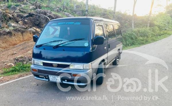 NISSAN CARAVAN 1992