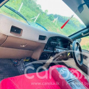 NISSAN CARAVAN 1992