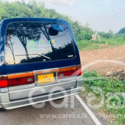 NISSAN CARAVAN 1992