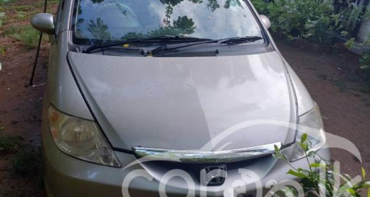 HONDA FIT ARIA GD8 2004