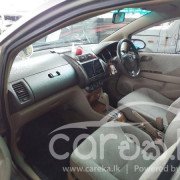 HONDA FIT ARIA GD8 2004
