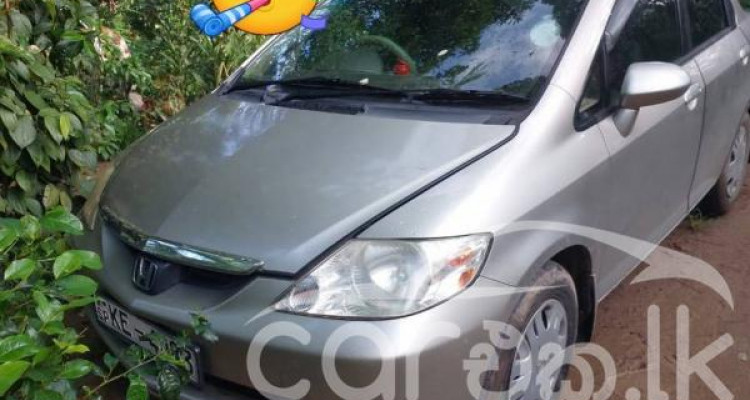 HONDA FIT ARIA GD8 2004