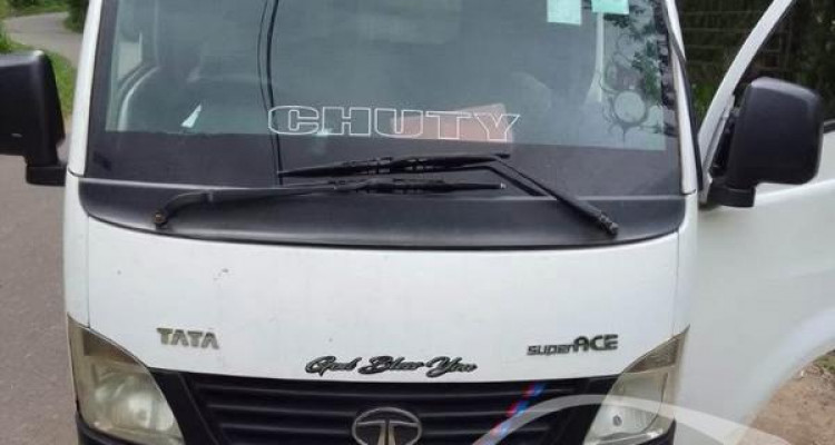 TATA SUPER ACE 2011