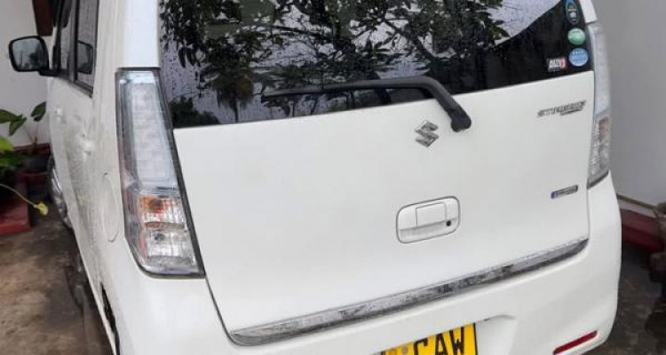 SUZUKI WAGON R STINGRAY 2016
