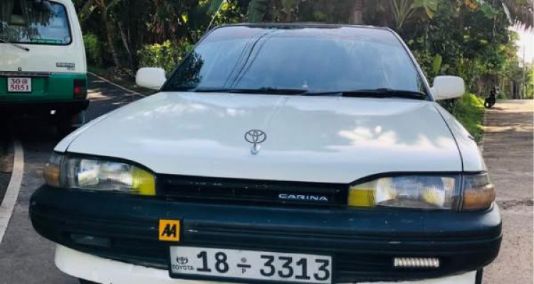 TOYOTA CARINA 1989