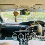 NISSAN BLUEBIRD 2000