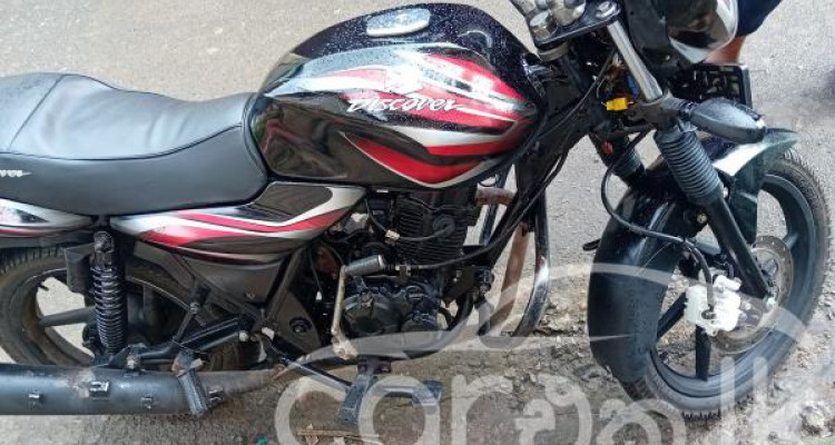 BAJAJ DISCOVER 150 2010