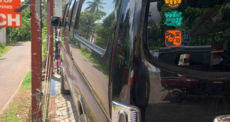 NISSAN CARAVAN E25 2009