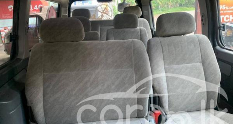 NISSAN CARAVAN E25 2009