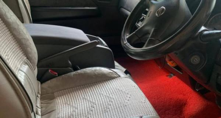NISSAN CARAVAN E25 2009