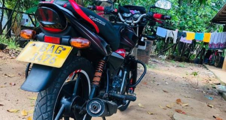 BAJAJ PLATINA 2013