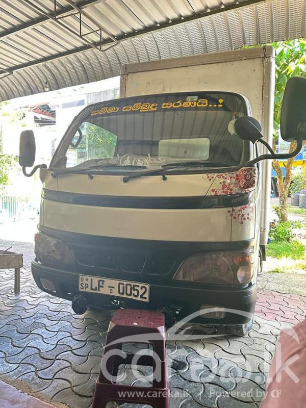 TOYOTA DYNA 2002