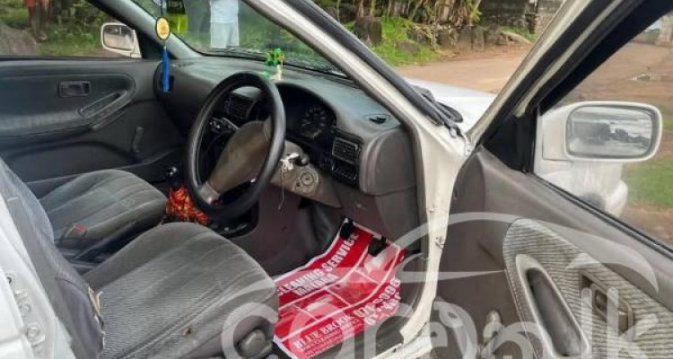 NISSAN SUNNY B13 1992