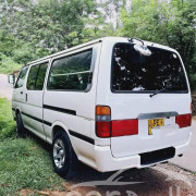 TOYOTA DOLPHIN 2001