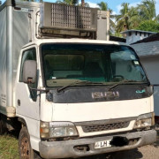 ISUZU NPR 2002