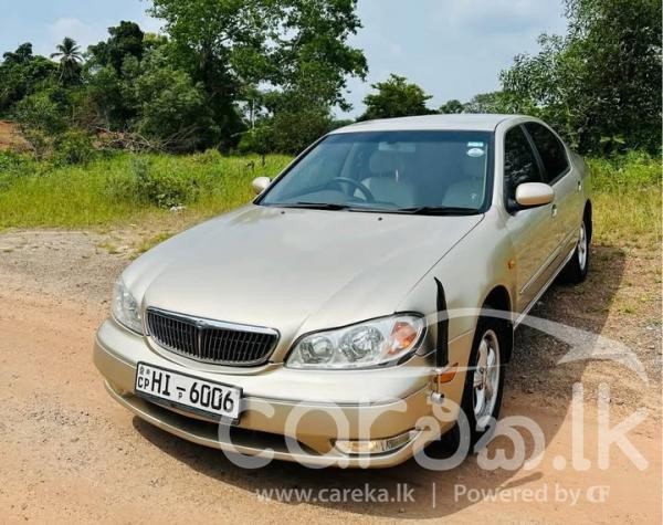 NISSAN CEFIRO A33 2000