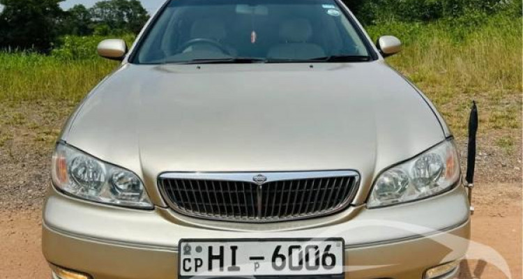 NISSAN CEFIRO A33 2000