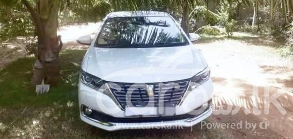 TOYOTA PREMIO 2017