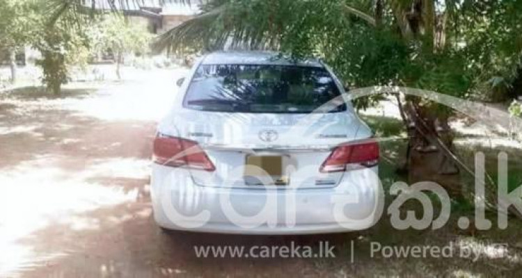 TOYOTA PREMIO 2017