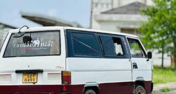 MITSUBISHI L300 1982
