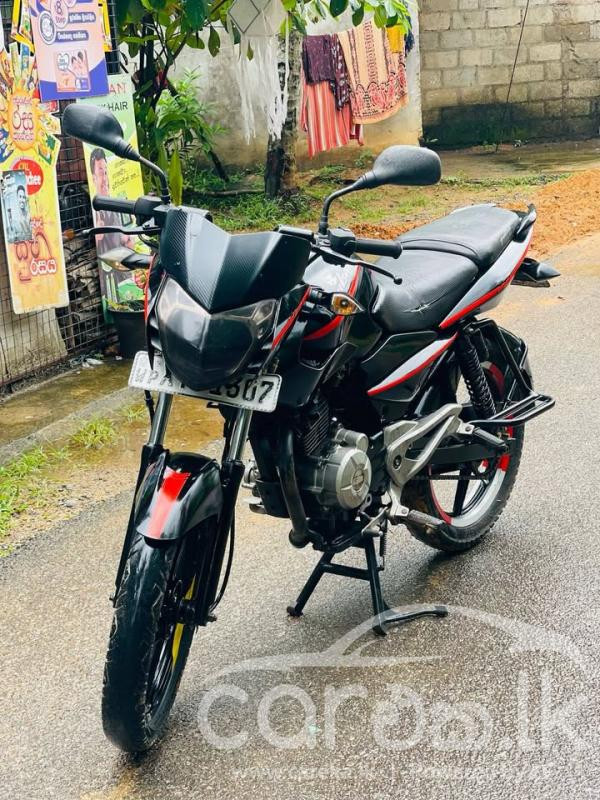 BAJAJ PULSAR 2012