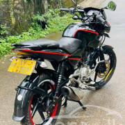 BAJAJ PULSAR 2012